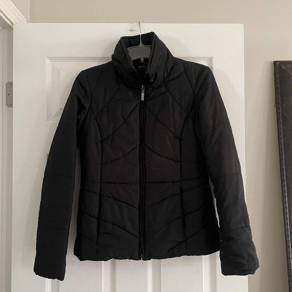 Women’s black puffer jacket